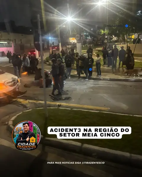 Acident3 entre carro e moto na região do setor meia cinco de frente a praça da Bíblia