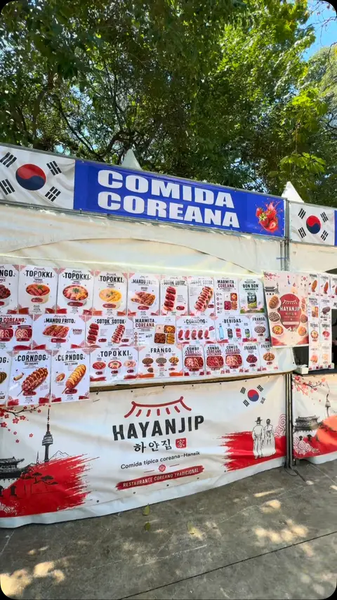 E nesse final de semana esta rolando o Festival Coreano aqui na Praça do Bom Parto
